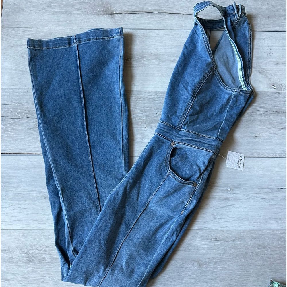 FREE PEOPLE CAMILLA SLIM BOOT OVERALL INTO THE BLUE 2 NWT‎ - Picture 6 of 6